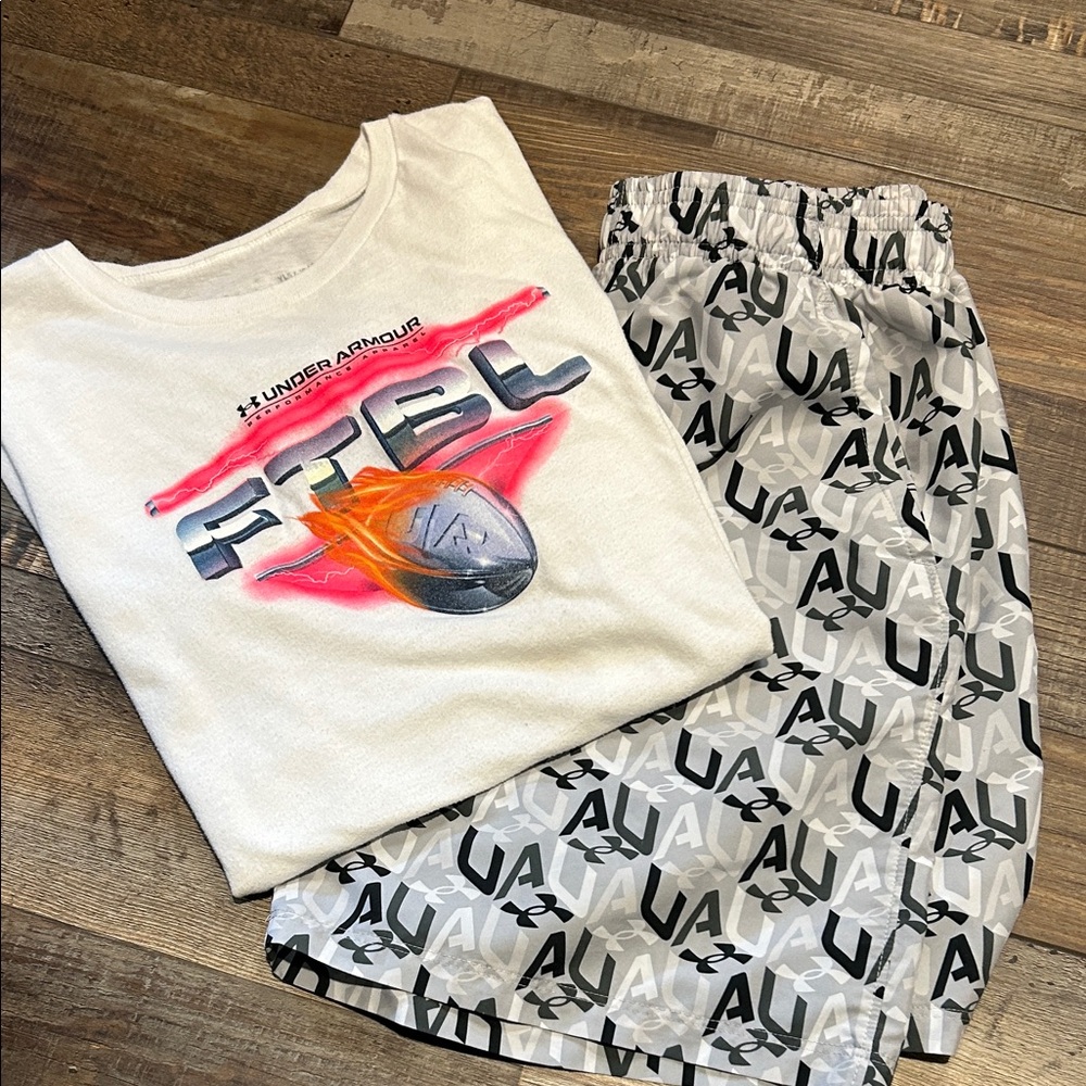 Under Armour Kids short Set - White and Gray